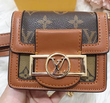 Load image into Gallery viewer, Fanny Bag LV