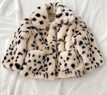 Load image into Gallery viewer, Leopard Fur Coat